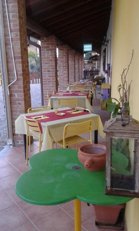 Agriturismo Il Vecchio Portico Francavilla Bisio Exterior photo